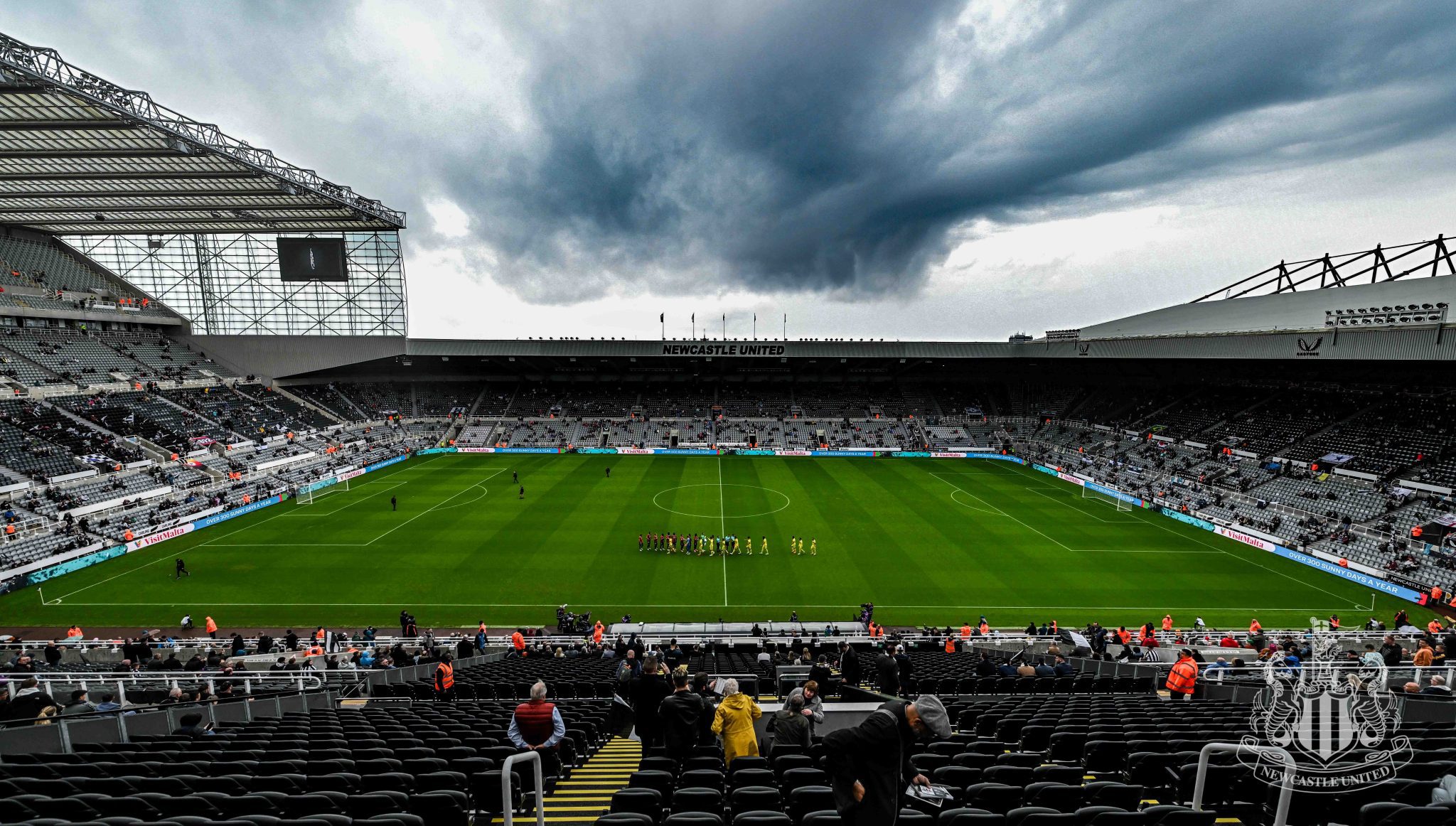 Newcastle x Aston Villa onde assistir escalações infos