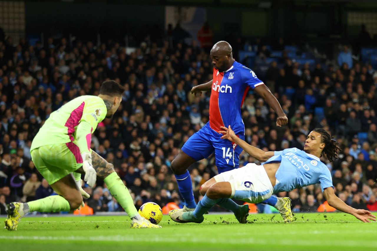 Manchester City Empata Crystal Palace No Ltimo Jogo Antes Do Mundial