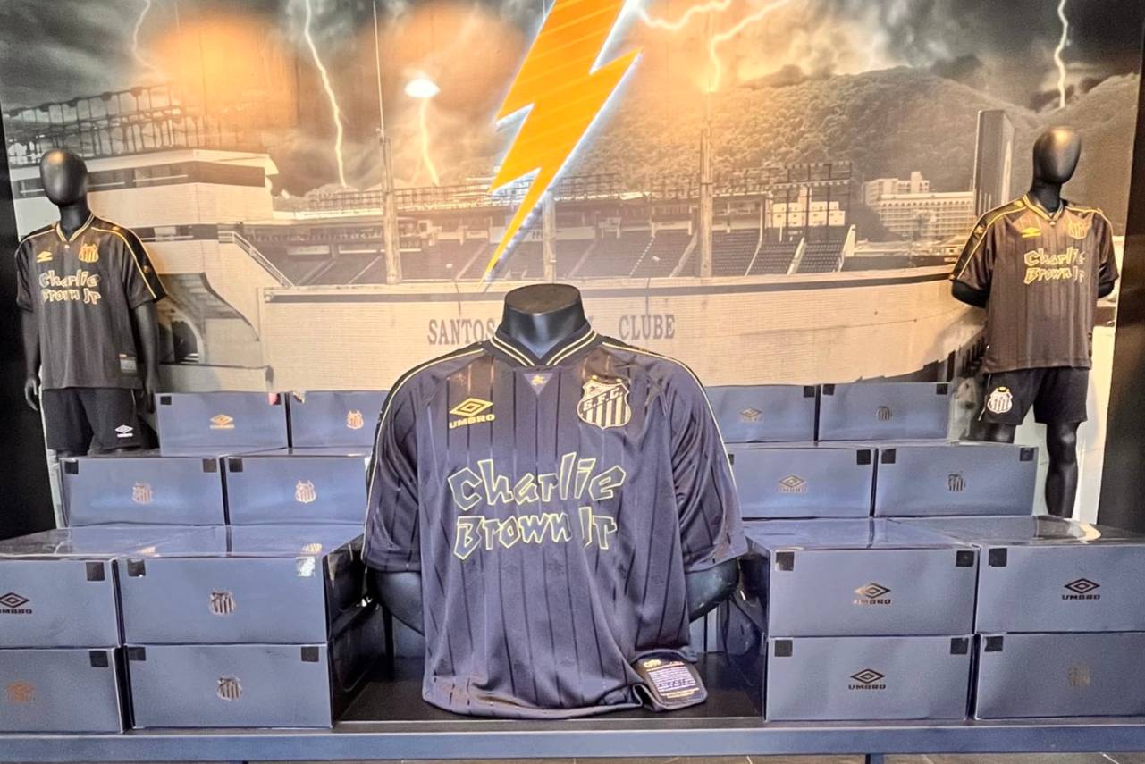 Santos lança uniforme homenagem a Charlie Brown Jr