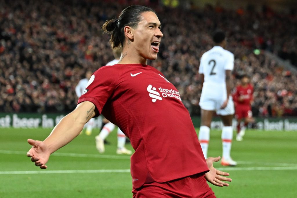 Darwin Núñez marca e Liverpool bate West Ham na Premier League