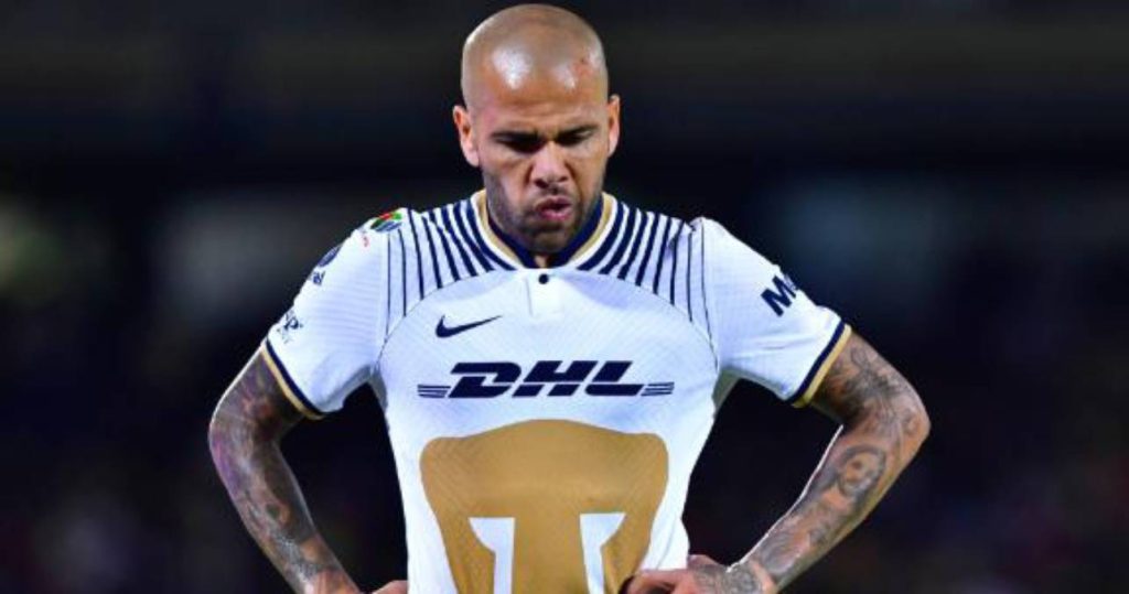Pedido de liberdade de Daniel Alves foi negado pela quarta vez (Foto: Pumas/Divulgação)