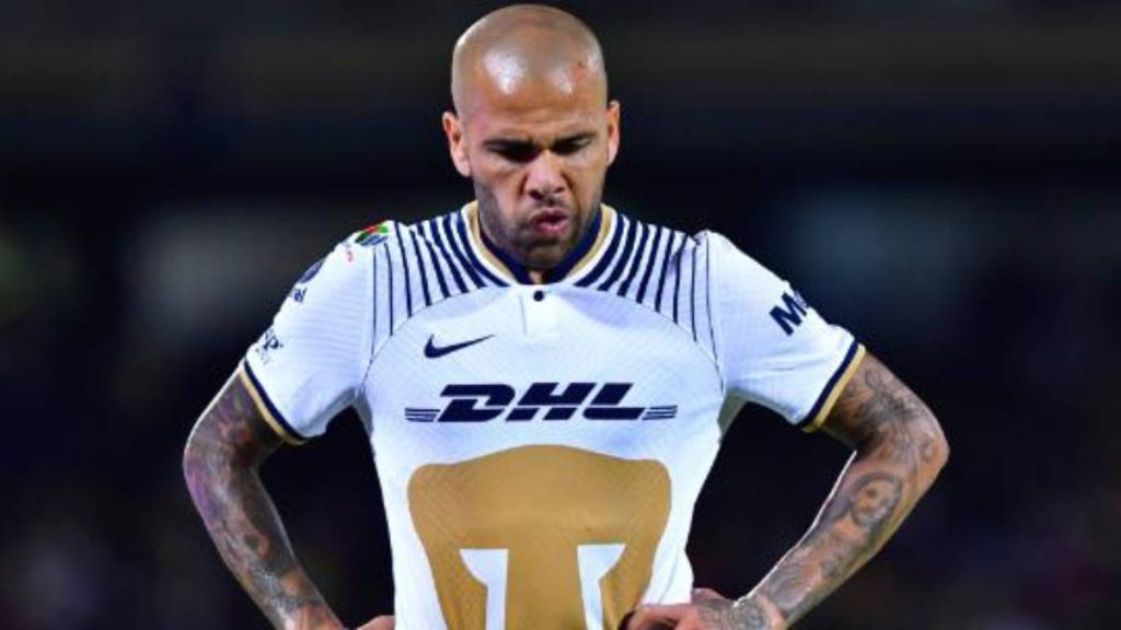Pedido de liberdade de Daniel Alves foi negado pela quarta vez (Foto: Pumas/Divulgação)