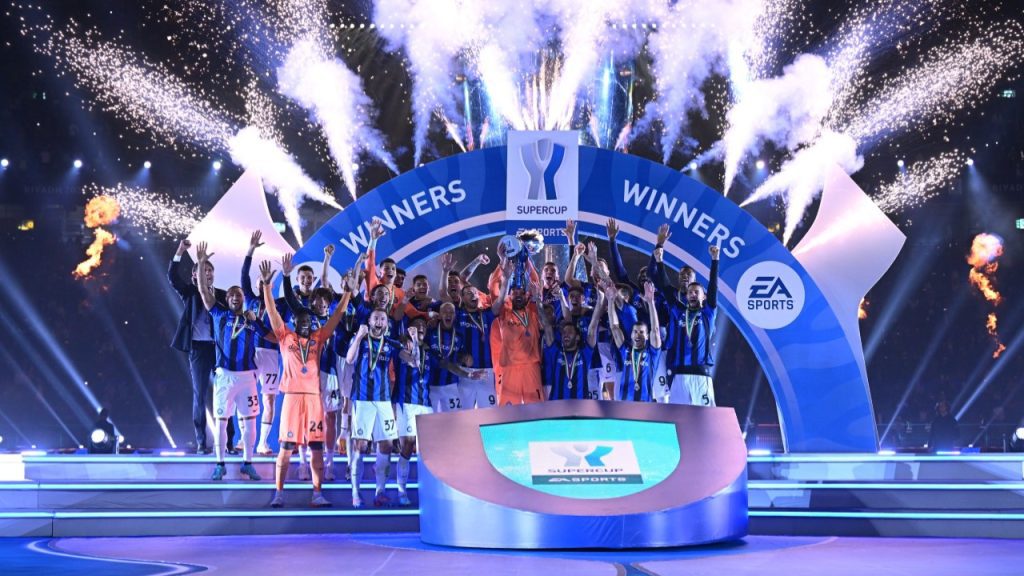 Inter derrota Milan e leva a Supercopa da Itália