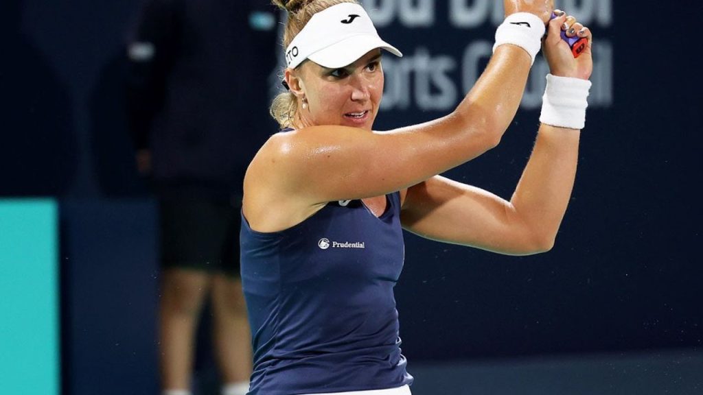 Tenista Bia Haddad Maia em jogo Foto: Divulgação/Mubadala Abu Dhabi Open