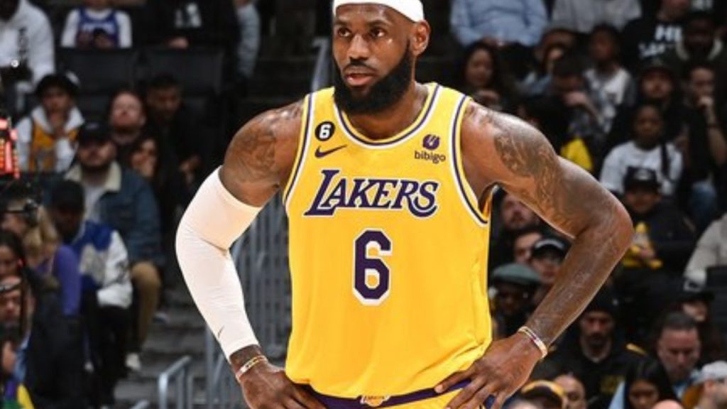 LeBron James é o maior pontuador da história da NBA