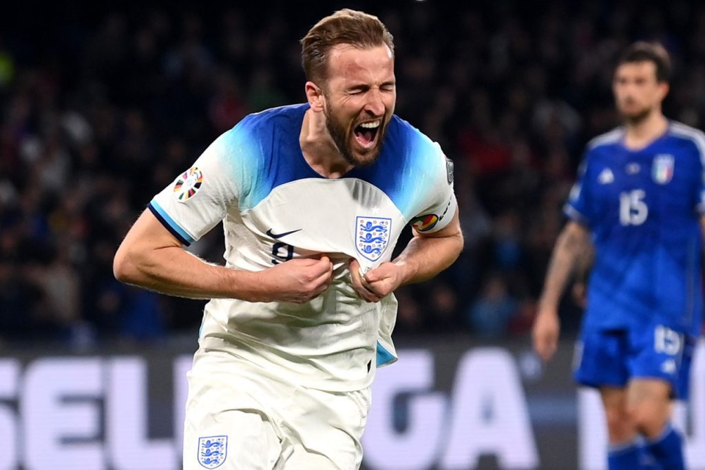 Kane é um dos destaques da Inglaterra