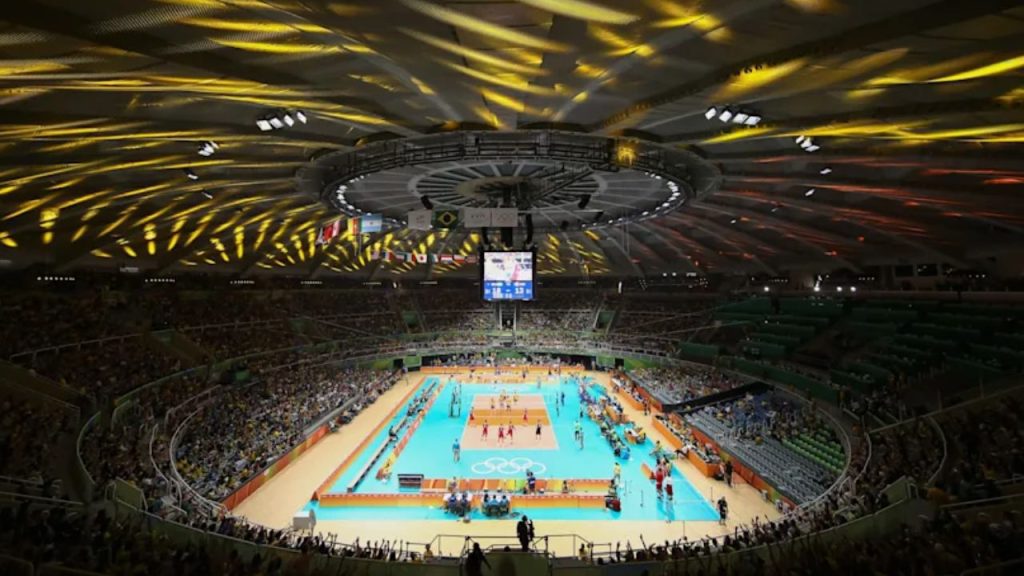 CBV: Visão interna do ginásio do Maracanãzinho iluminado para jogo da Olimpíada Rio-2016