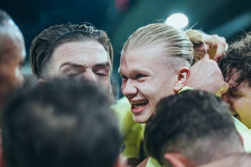 Rodada da Premier League: Erling Haaland e jogadores do Manchester City comemoram gol contra o Crystal Palace