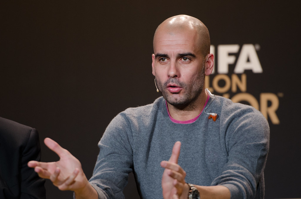 técnico Pep Guardiola em entrevista coletiva