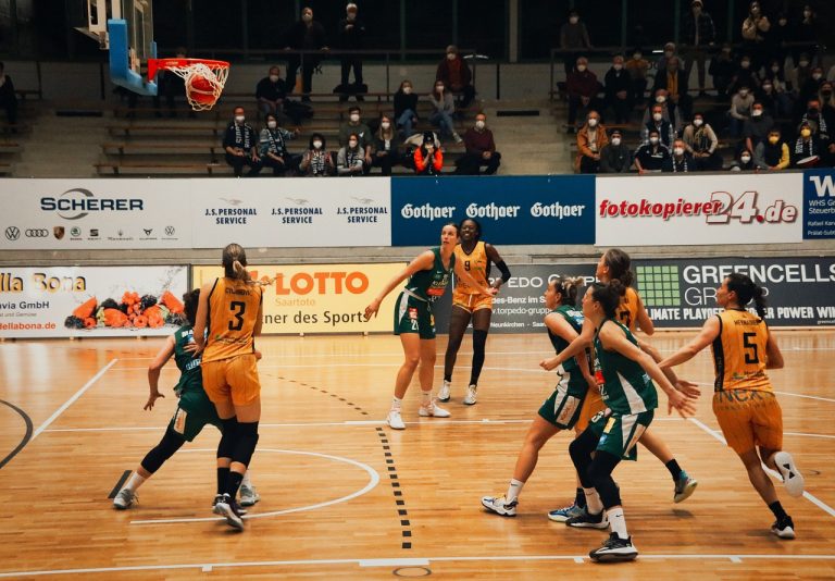 <p>Liga de Basquete Feminino</p>
