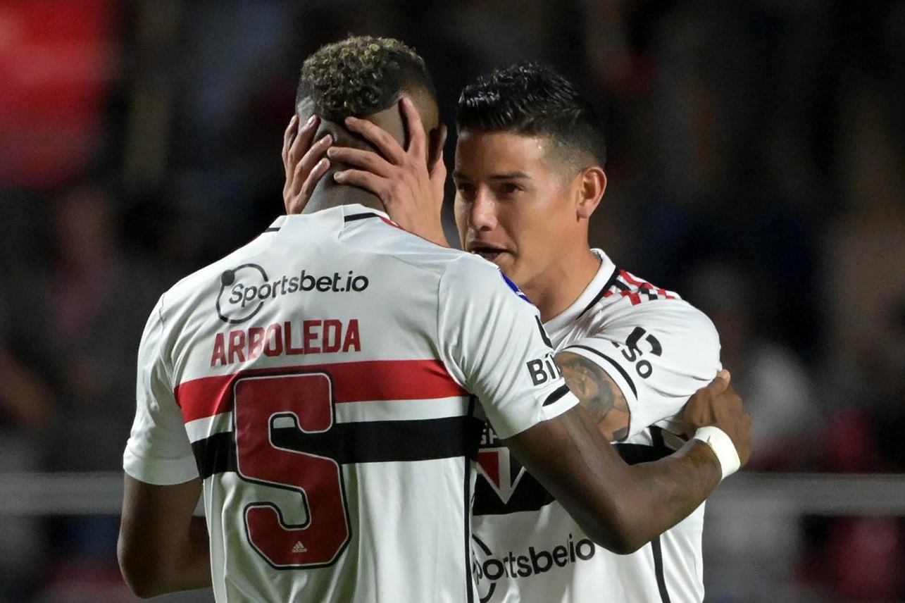 James Rodríguez perde pênalti e São Paulo é eliminado na Sul-Americana