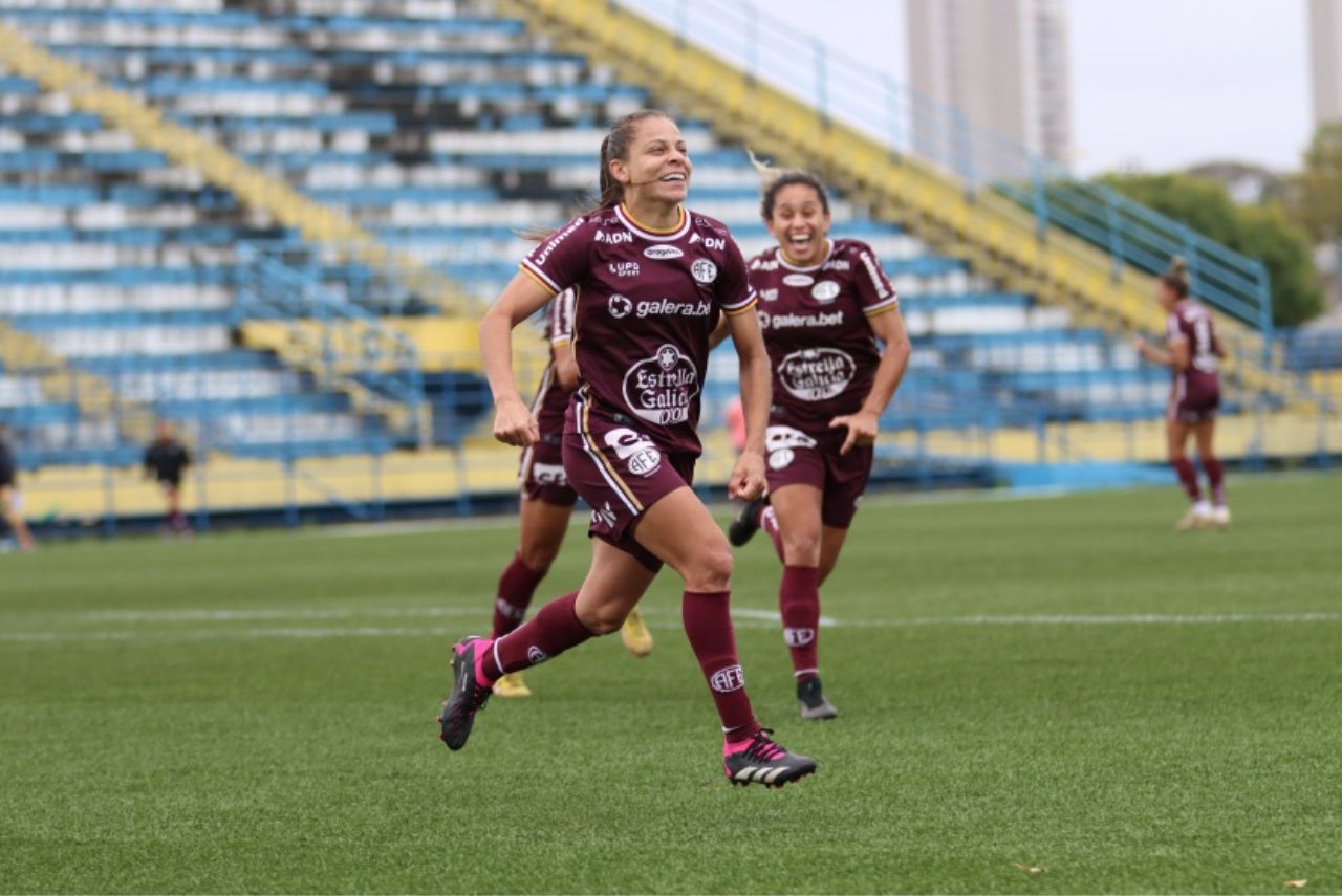 No Brasileirão Feminino, Ferroviária venceu o São Paulo Foto: Tiago Pavini / Ferroviária