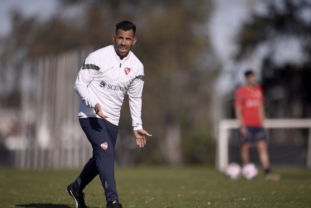 Carlitos Tévez é anunciado como técnico do Independiente Foto: Independiente/Twitter