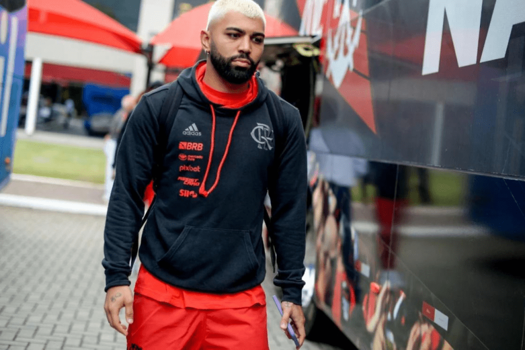 Gabigol reclamou de "roubo muito grande" em partida contra Olimpia (Foto: Marcelo Cortes/Flamengo)