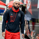 Gabigol reclamou de "roubo muito grande" em partida contra Olimpia (Foto: Marcelo Cortes/Flamengo)