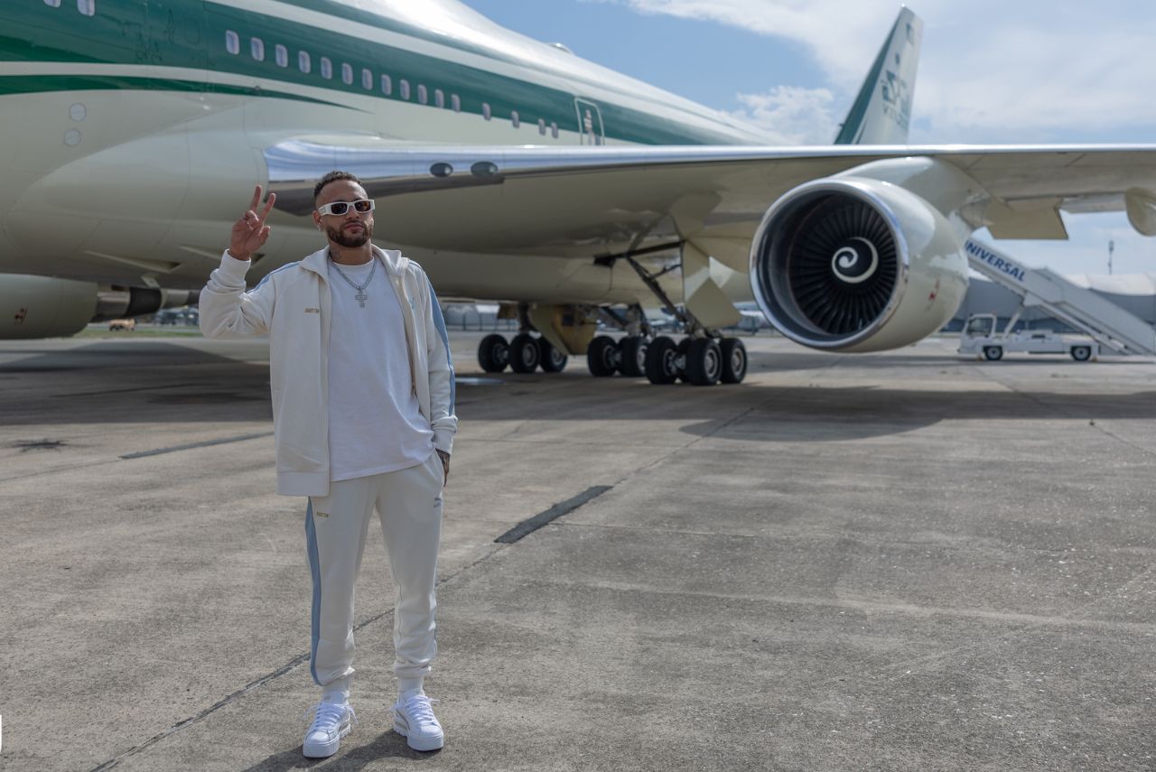 Neymar desembarca na Arábia Saudita para estreia pelo Al-Hilal Foto: Al-Hilal FC/Twitter