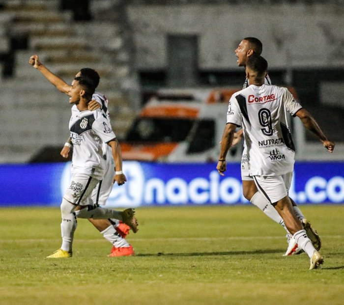Ponte Preta x Botafogo-SP