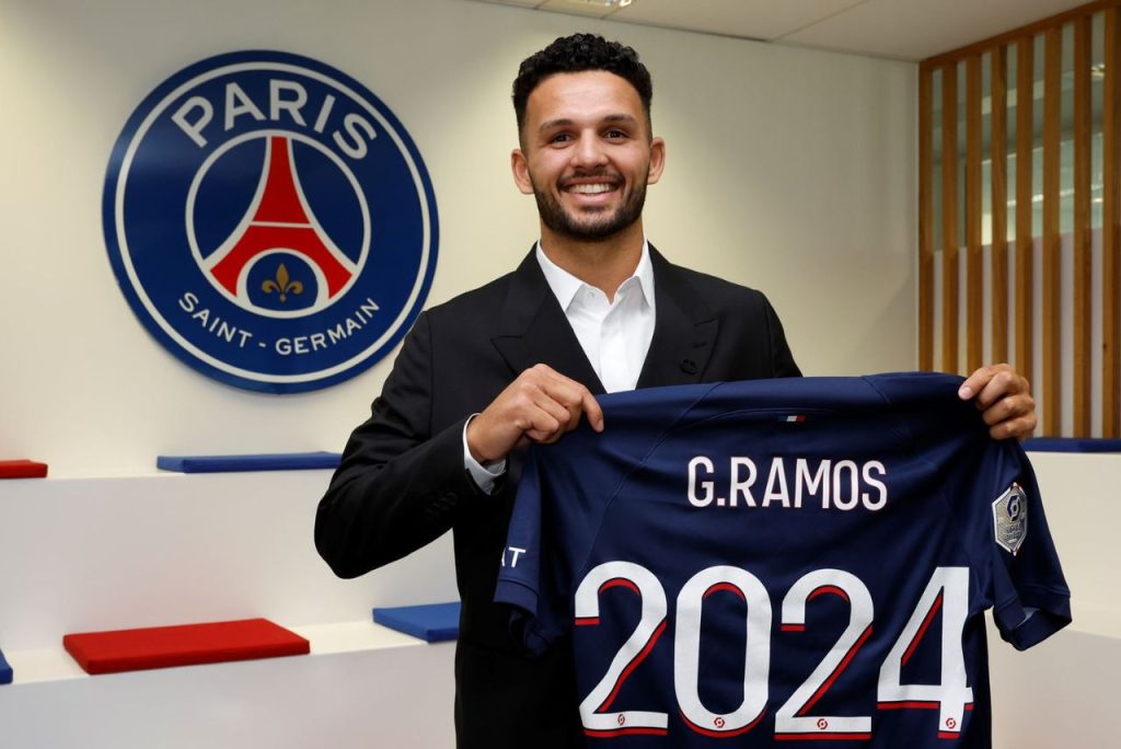 Gonçalo Ramos, de 22 anos, foi anunciado pelo PSG Foto: PSG/Divulgação