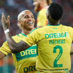 Matheus e Deyverson marcaram na vitória do Cuiabá por 3x0 contra o Flamengo (Foto: Cuiabá EC/Divulgação)