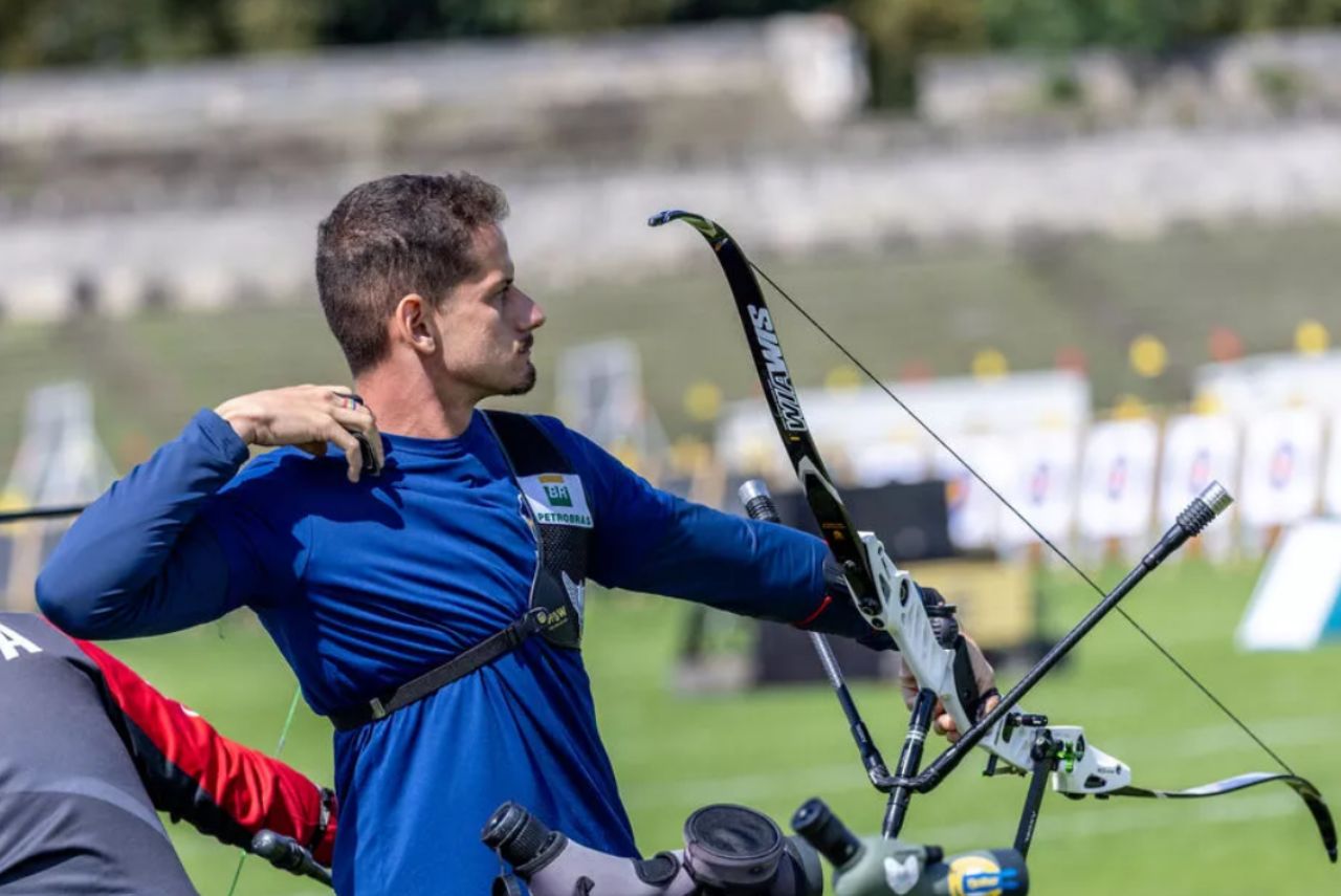 Marcus D'Almeida garante vaga em Paris 2024 no Tiro com Arco Foto: World Archery Federation/Reprodução