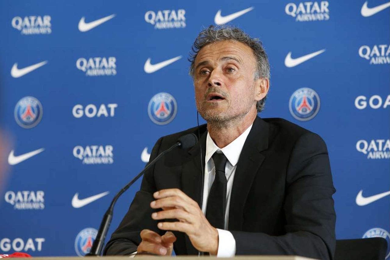 Luis Enrique dá entrevista pelo PSG