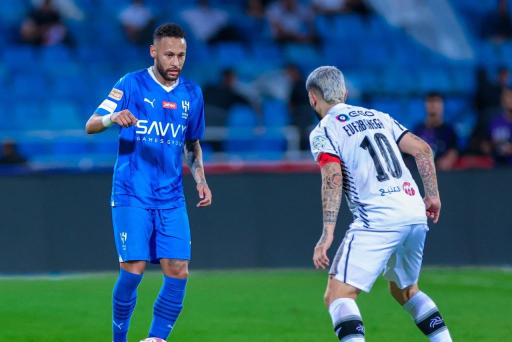 Neymar teve participação nos dois gols do Al-Hilal