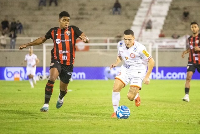 Vitória x Tombense