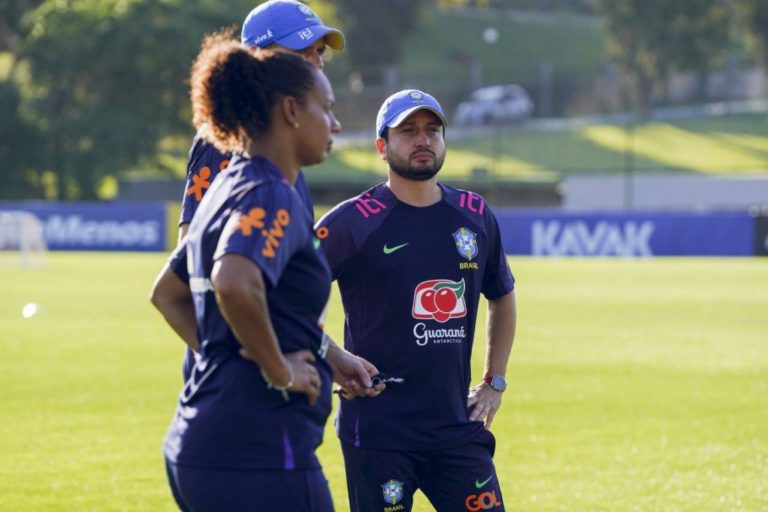 <p>Treinador ficou feliz com período de treinos na Granja Comary. Foto:  Fabio Souza/CBF</p>
