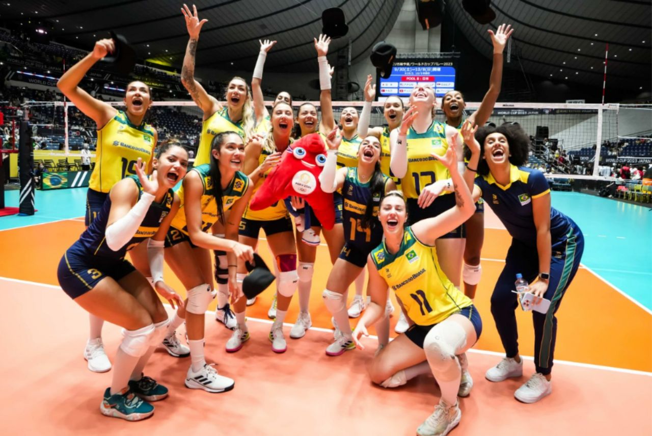 Brasil garantiu vaga para as Olimpíadas de Paris no Pré-Olímpico de vôlei Foto: Divulgação / FIVB