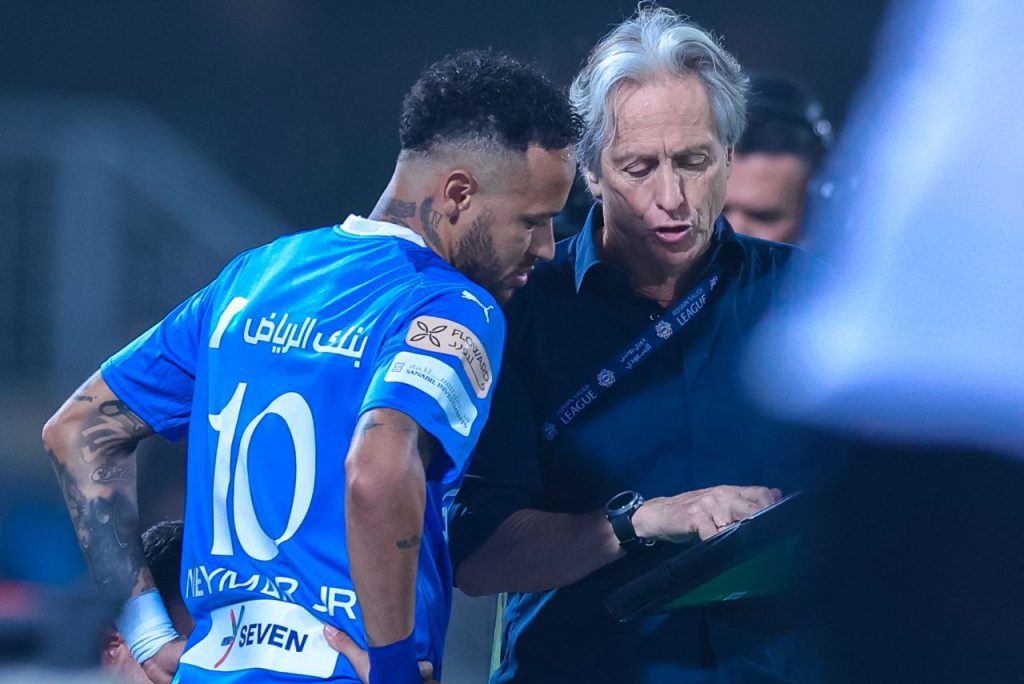 Neymar e Jorge Jesus em partida do Al-Hilal