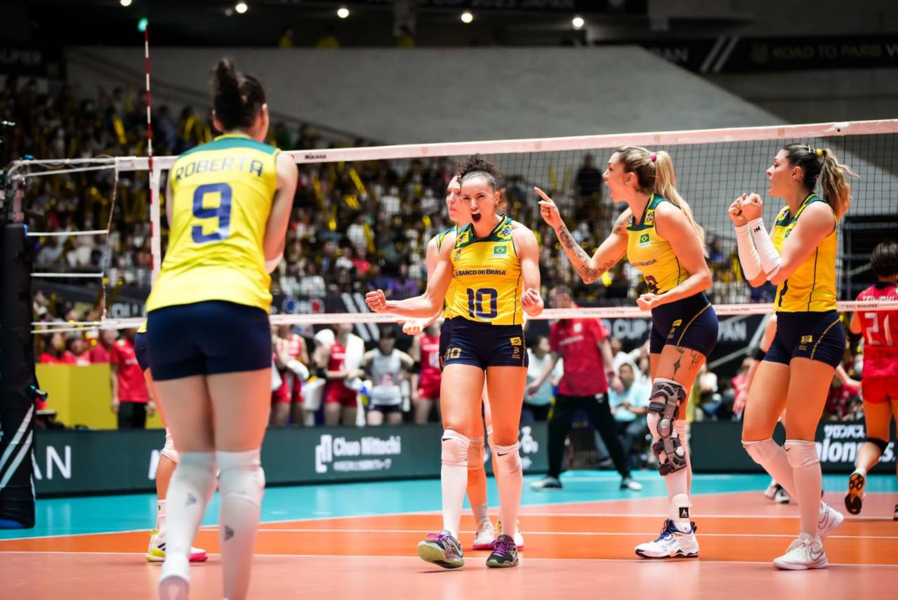 VNL: Roberta, Gabi, Thaísa e Rosamaria em jogo Brasil x Japão no Pré-Olímipco de Vôlei 2023