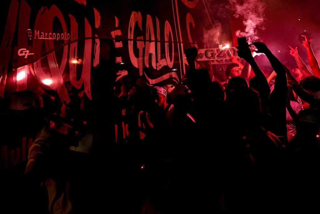rua de fogo - galo