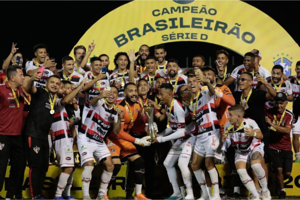 Ferroviário é o primeiro bicampeão na história da Série D (Foto: Lucas Emanuel/FCF)