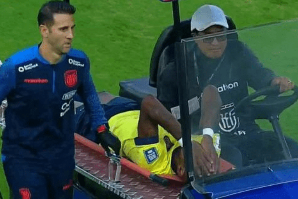 Lesão de Arboleda preocupa São Paulo por possível desfalque (Foto: SporTV/Reprodução)