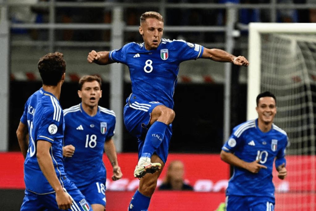 Davide Frattesi marcou dois na vitória da Itália sobre a Ucrânia (Foto: UEFA/Divulgação)