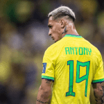 Atacante Antony é acusado de agressão pela ex-namorada (Foto: Twitter/Reprodução)