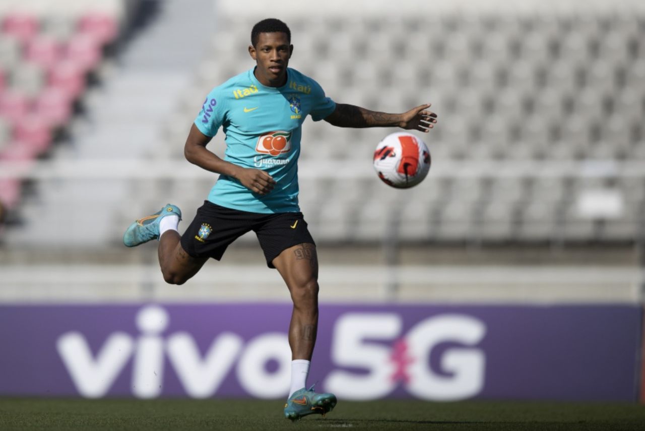 Danilo foi cortado por lesão da Seleção Pré-Olímpica Foto: Lucas Figueiredo/CBF
