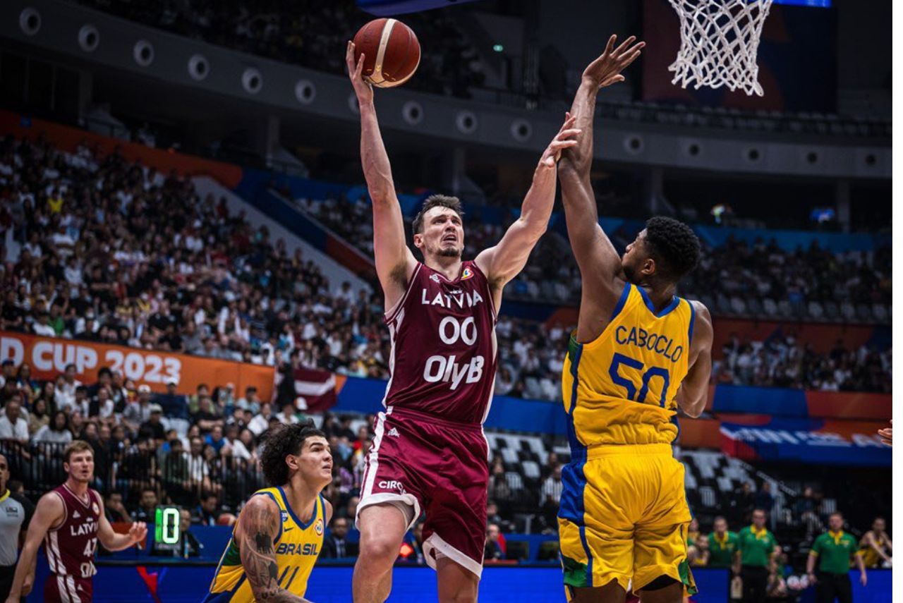 Brasil perde para a Letônia e se despede da Copa do Mundo de Basquete Foto: CBB/Twitter