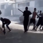 Torcedores de Botafogo e Flamengo se enfrentaram antes da partida (Foto: Twitter/Reprodução)