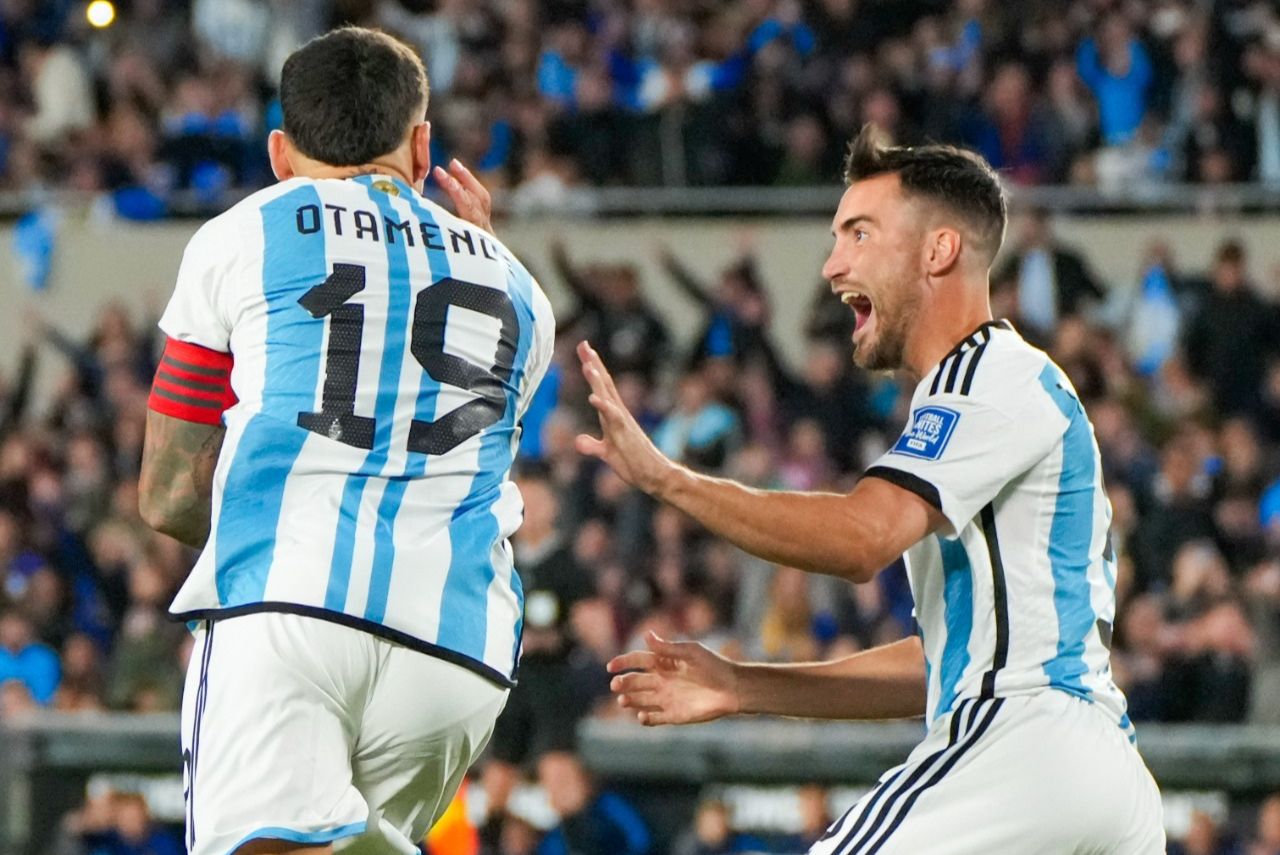 Otamendi marcou o gol da vitória da Argentina (Foto: AFA/Divulgação)