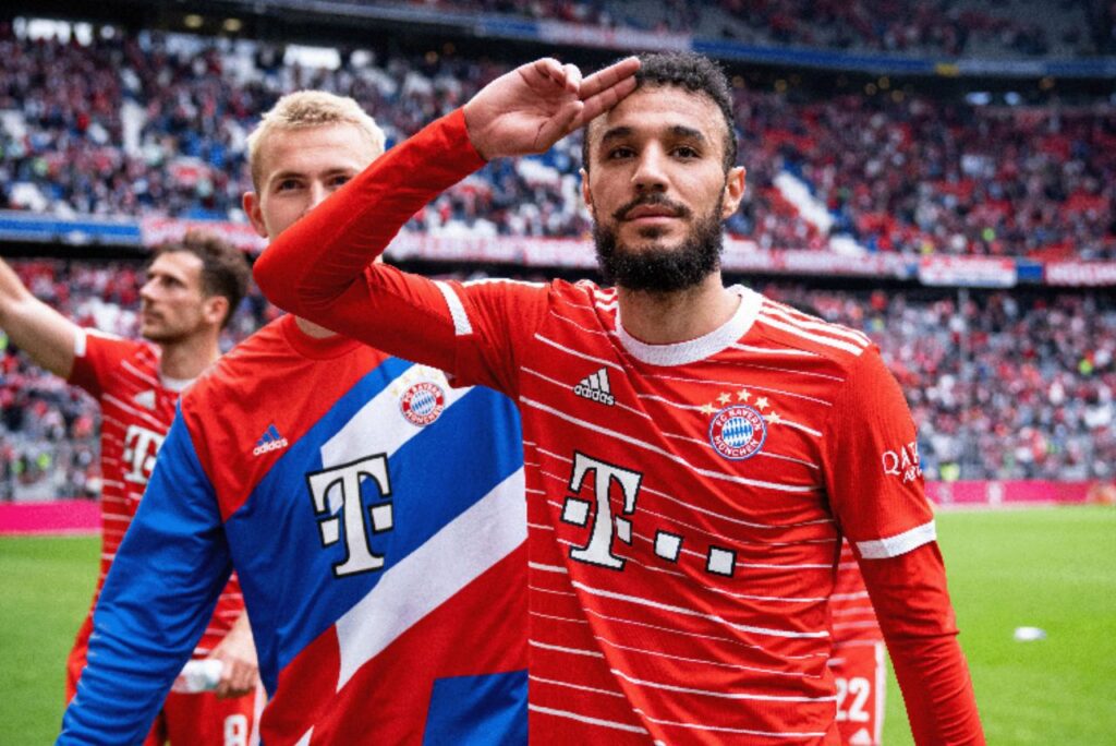 Mazraoui publicou mensagens pró-Palestina em suas redes sociais (Foto: FC Bayern München/Divulgação)