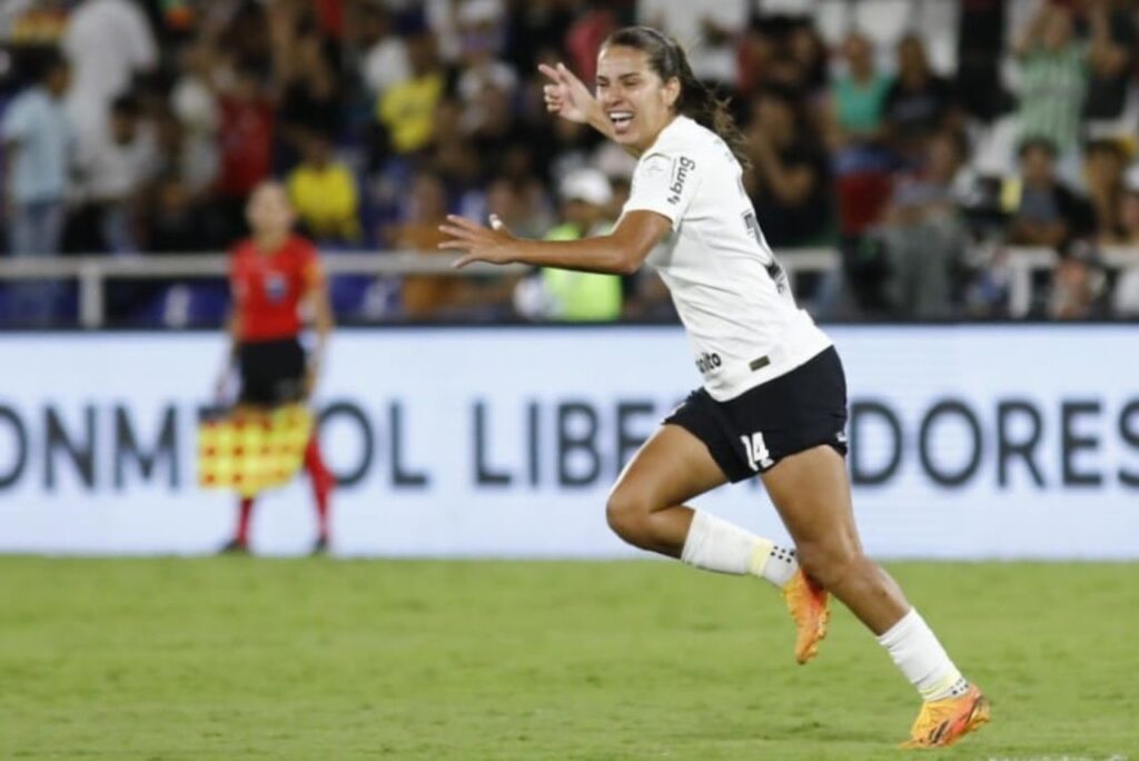 Millena marcou o gol do título do Corinthians