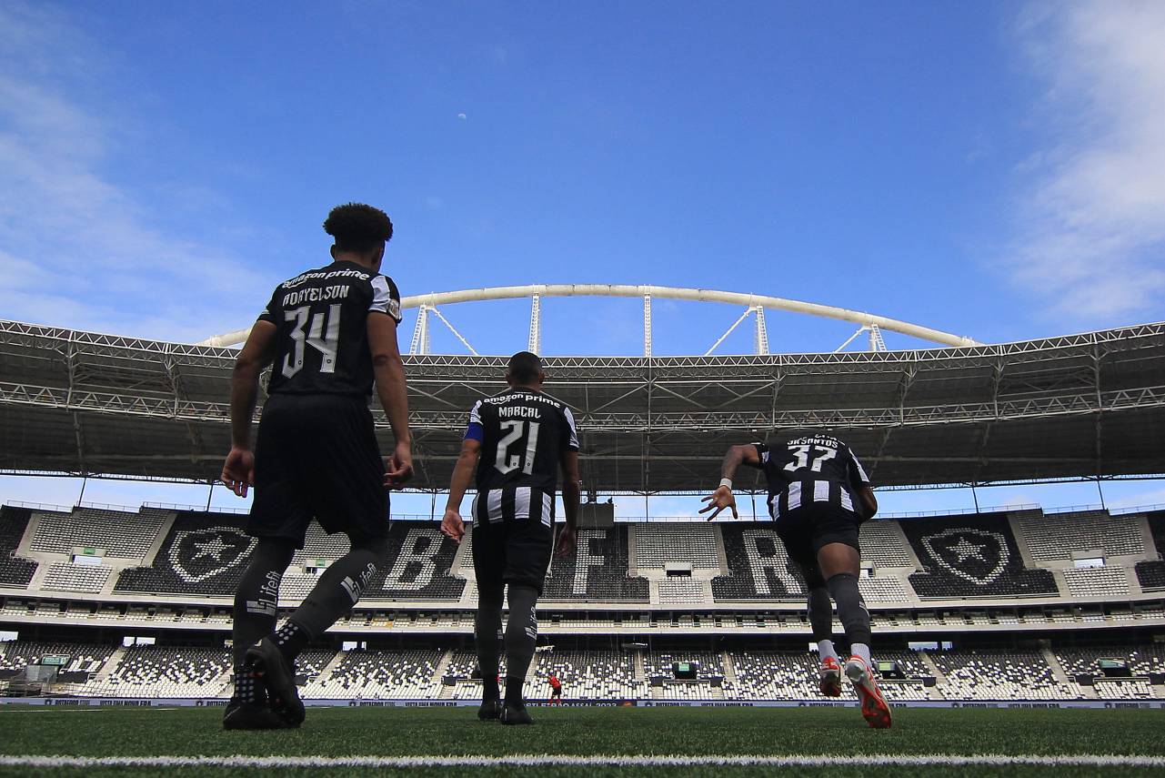 Botafogo quer enfrentar o Fortaleza nesta terça