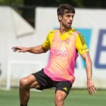 Rodrigo Caio em treinamento do Flamengo
