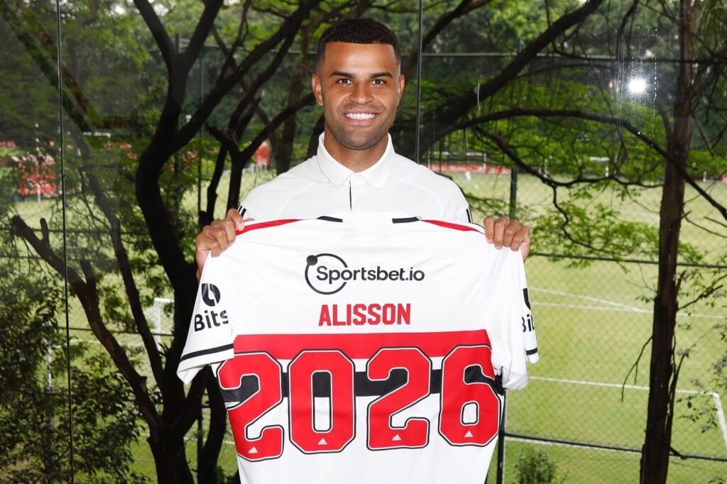 São Paulo anuncia a renovação com Alisson Foto: São Paulo/Divulgação/X