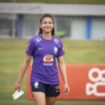 Angelina durante treino da seleção para amistoso contra o Canadá Foto: Fabio Souza/CBF