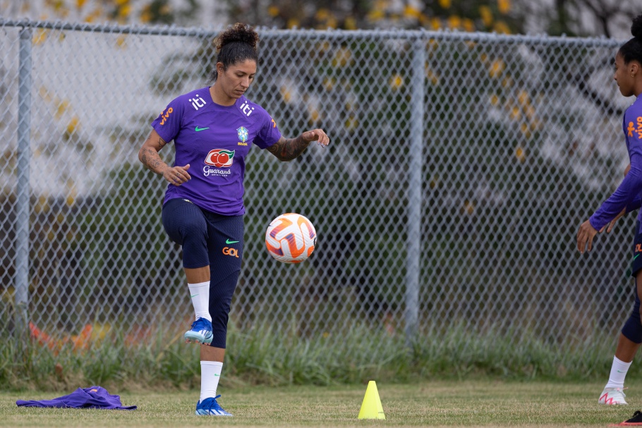 Cristiane celebra volta à Seleção Brasileira Foto: Leandro Lopes/CBF