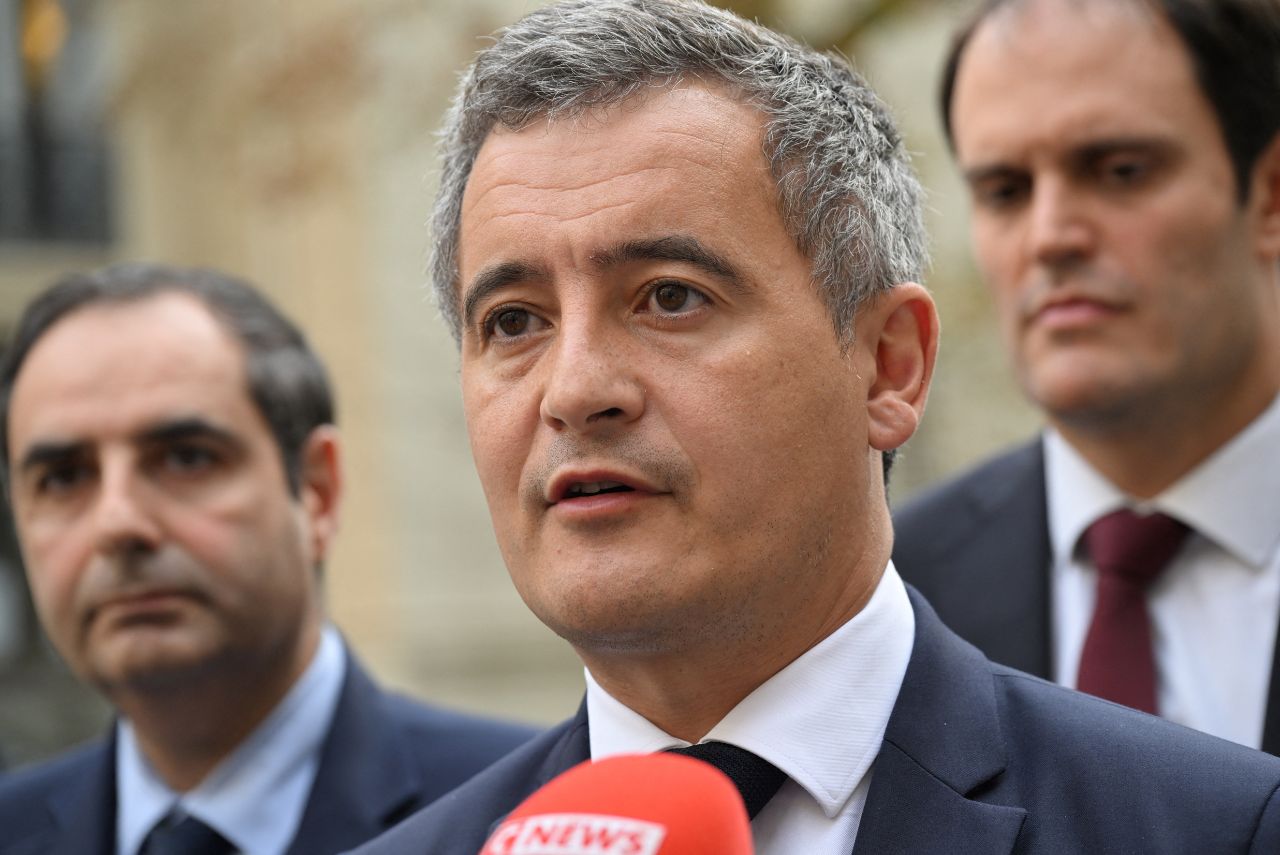 Ministro do Interior da França acusou Benzema de ser vinculado a terroristas (Foto: Bertrand Guay/Pool/AFP)