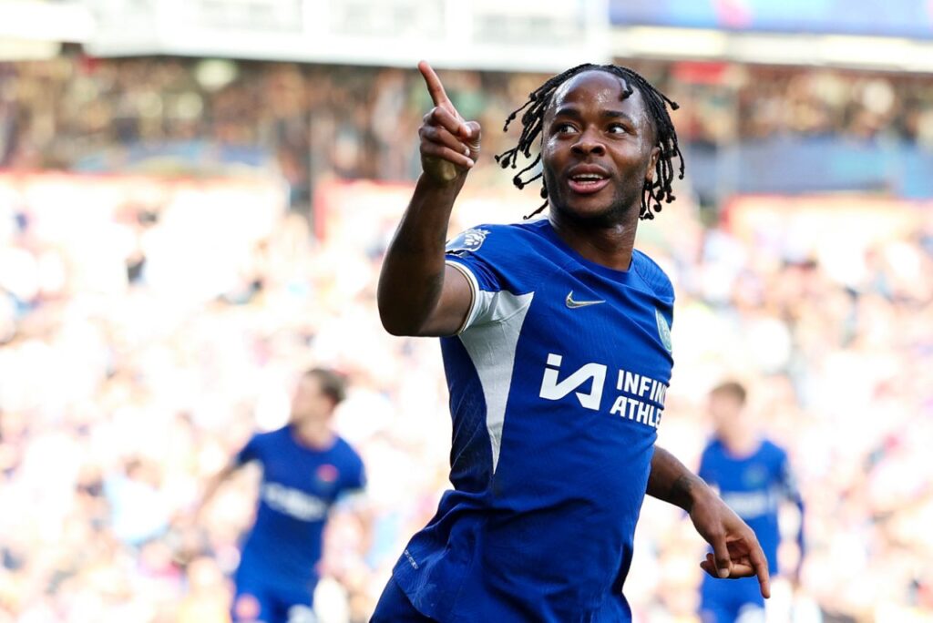 Sterling comandou a virada do Chelsea