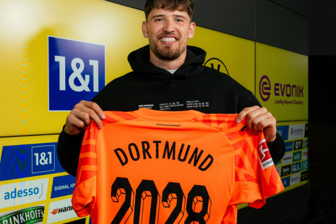Borussia Dortmund renova com goleiro Gregor Kobel até 2028 Foto:Borussia Dortmund/Divulgação
